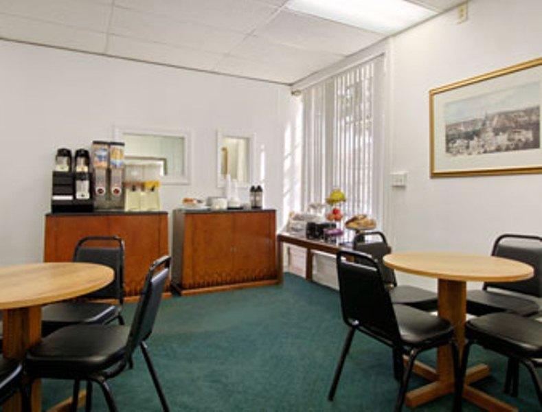 Travelodge - Alexandría Restaurante foto